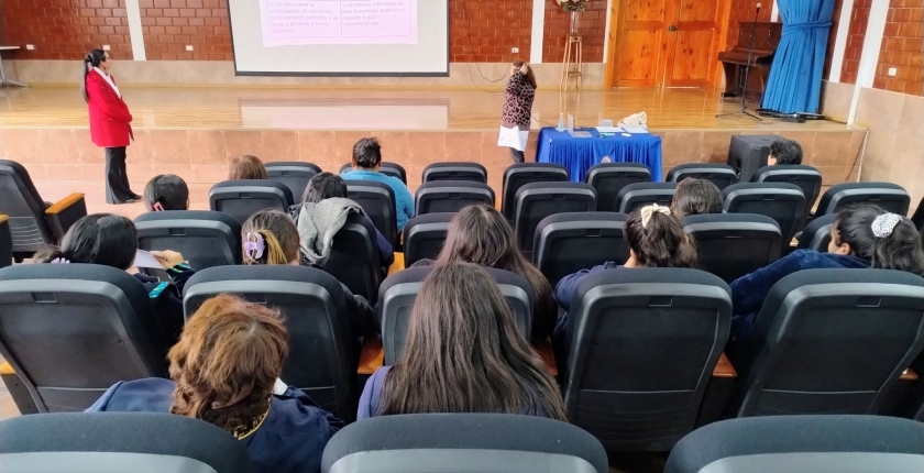Charla salvaguarda para asistentes de la educación